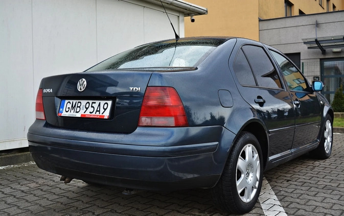 Volkswagen Bora cena 6900 przebieg: 342000, rok produkcji 2004 z Ryki małe 106